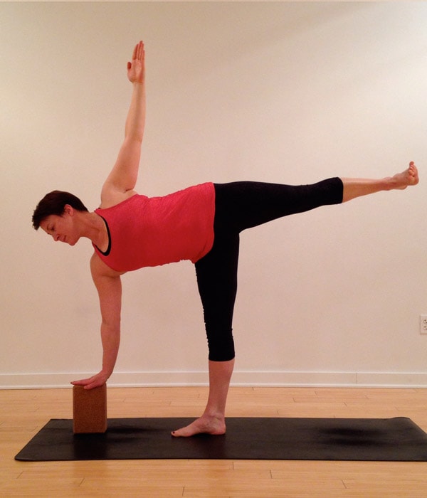 Ardha Chandrasana Meaning, Steps, Benefits & Poses YogaGuide